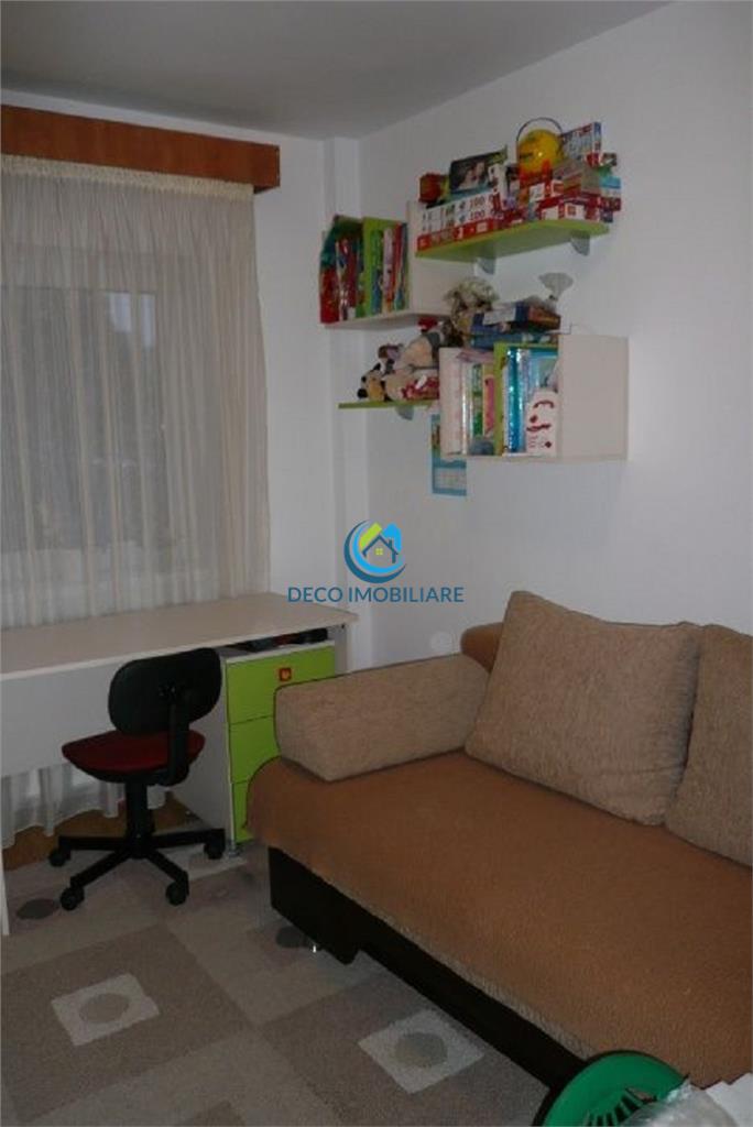 Apartament 3 camere decomandat in Zorilor, zona Spitalul de Recuperare, str. Viilor
