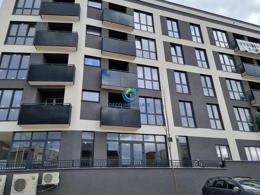 Comision 0%. Apartament 3 camere 68.44 mp plus balcon, zona Vivo