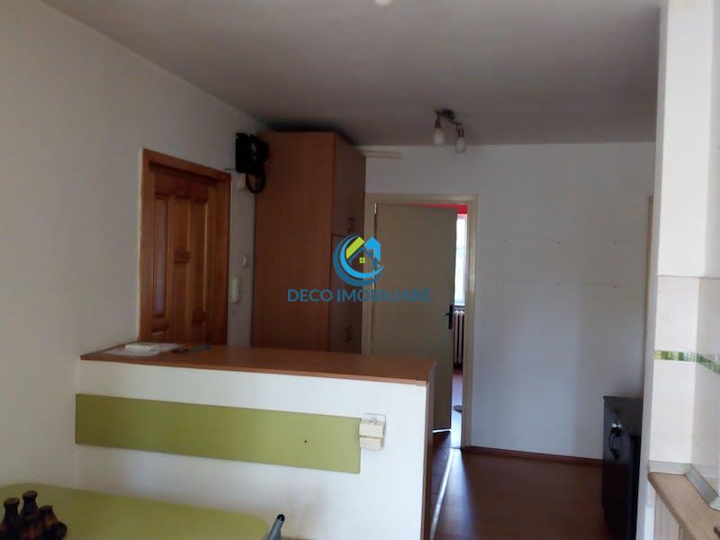 Apartament 3 camere decomandat in Manastur, zona Sirena