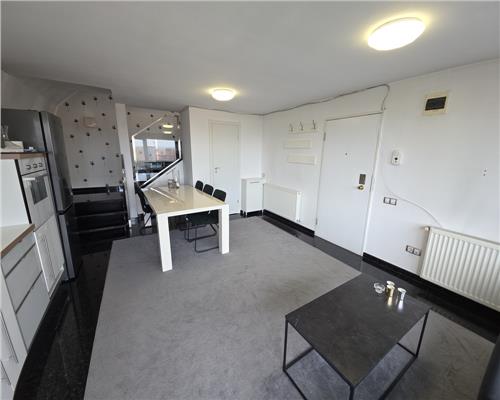 Comision 0%. Apartament 3 camere in A.Muresanu cu terasa panoramica si garaj
