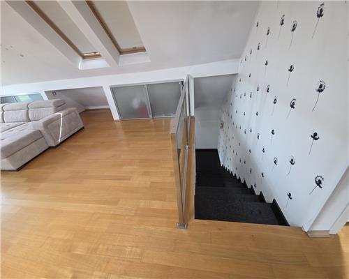 Comision 0%. Apartament 3 camere in A.Muresanu cu terasa panoramica si garaj
