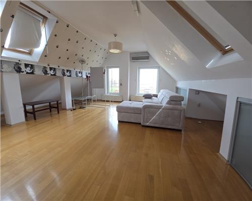 Comision 0%. Apartament 3 camere in A.Muresanu cu terasa panoramica si garaj