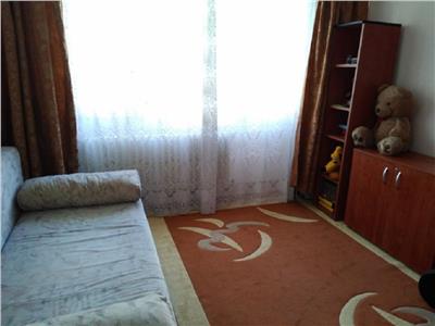 Apartament 3 camere decomandat in Grigorescu, zona Coloane