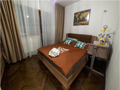 Vanzare Apartament 3 camere modern cu 2 balcoane in Manastur, zona Big