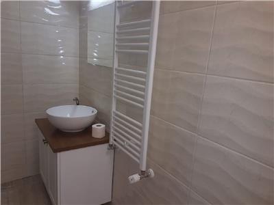 Apartament cu 2 camere confort lux zona Pta M. Viteazu, garaj