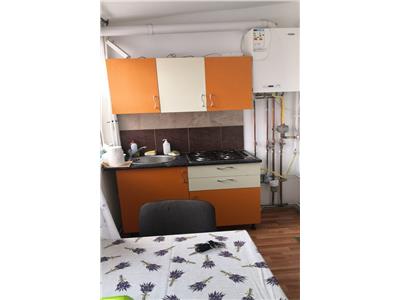 Apartament 3 camere, 95 mp pe doua niveluri cu terasa de 30 mp, Eroilor