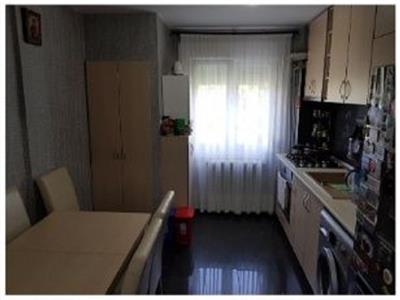 Apartament cu 3 camere in Gheorgheni, zona Hermes, mobilat si utilat, garaj exterior