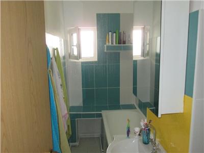 Apartament 3 camere confort sporit, 2 balcoane in Centru, Pta Cipariu, parcare Primarie