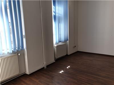 Spatiu de birou, 3 camere, 75 mp, Dorobantilor, Tribunal