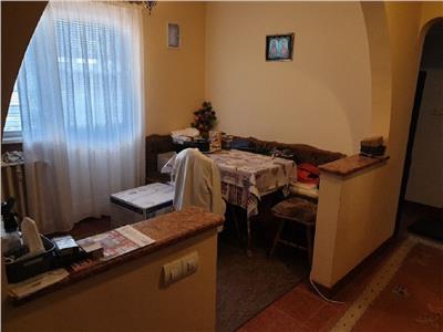 Apartament 2 camere decomandat in Grigorescu, Lic. O. Ghibu
