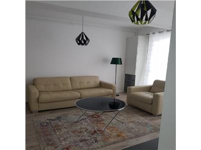 Apartament 2 camere cu garaj, modern, prima inchiriere, Central, Pta Abator