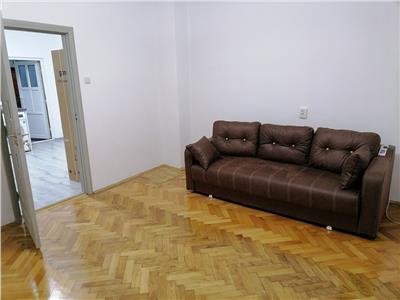 Apartament cu o camera de vanzare, semicentral, str. Paris