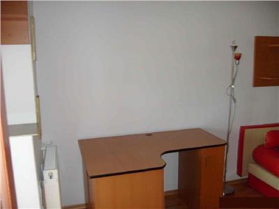 Apartament 1 camera mobilata si utilata, Manastur zona La Terenuri