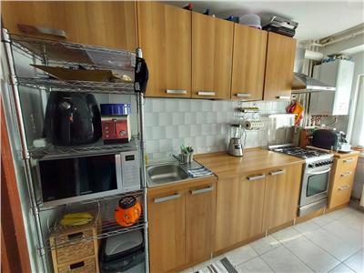 Apartament 3 camere confort sporit, 2 parcari, Central, Benzinaria Mol Dorobantilor