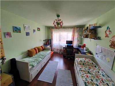 Apartament 3 camere decomandat in Manastur, zona Parc Colina