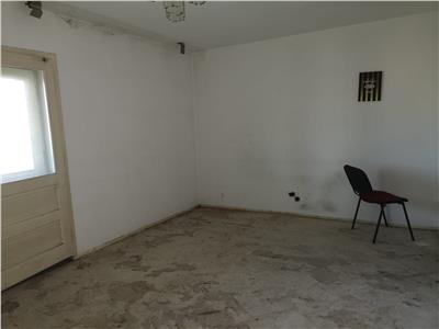 Apartament 4 camere, decomandat in Gheorgheni,  Pta Cipariu