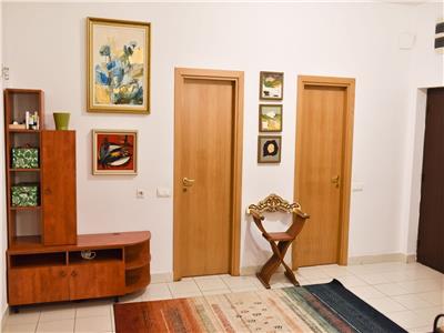 Apartament 4 camere zona Sala Sporturilor