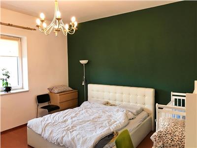 Apartament 4 camere zona Sala Sporturilor