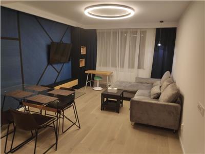 Apartament 2 camere renovat in Centru, Magazin Central