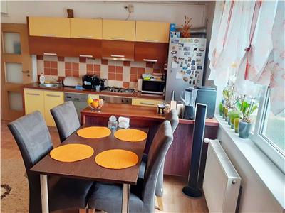 Apartament 3 camere cu parcare in zona C. Turzii, Benzinaria Mol