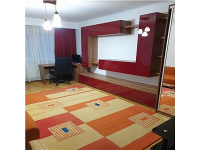 Apartament 2 camere zugravit nou si parcare Iulius Mall, str. Oltului