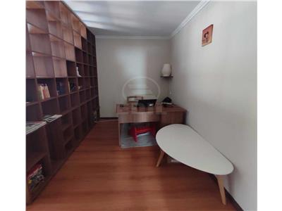 Apartament 3 camere confort lux cu garaj in A. Muresanu