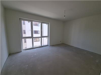 Apartament 4 camere cu terasa de 37 mp, zona Vivo