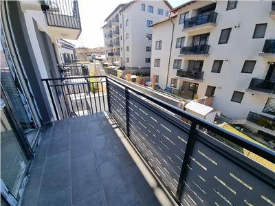 Apartament 2 camere 57.5 mp si balcon 4 mp, zona Vivo