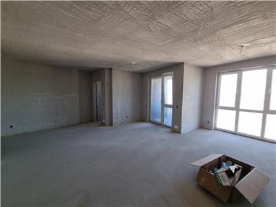 Apartament 3 camere 88 mp cu 2 balcoane, zona Vivo