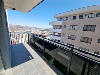 Apartament 3 camere 88 mp cu 2 balcoane, zona Vivo
