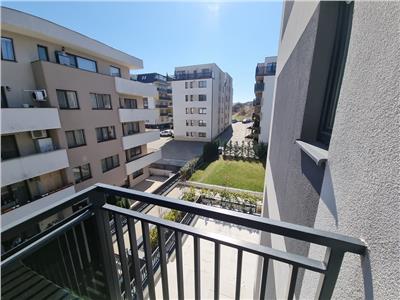 Apartament 3 camere 88 mp cu 2 balcoane, zona Vivo