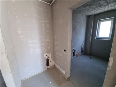 Apartament 3 camere 88 mp cu 2 balcoane, zona Vivo