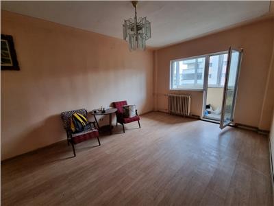 Apartament 2 camere decomandat cu 2 balcoane, in Marasti