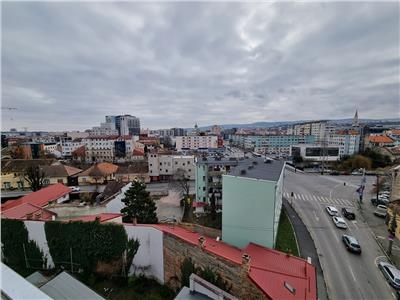 Apartament nou cu panorama si garaj, P-ta M. Viteazu