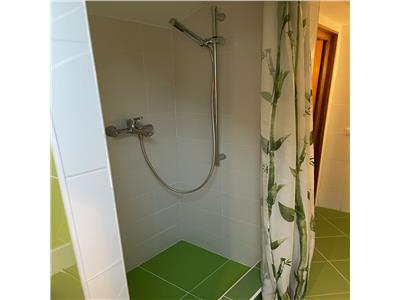 Apartament 3 camere, terasa 30 mp in A. Muresanu, str. Alverna