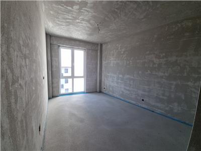 Apartament 3 camere finalizat, 69 mp cu balcon 4 mp, zona Vivo