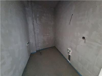 Apartament 3 camere finalizat, 69 mp cu balcon 4 mp, zona Vivo