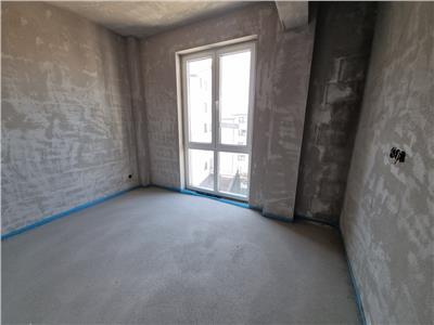 Apartament 3 camere finalizat, 69 mp cu balcon 4 mp, zona Vivo