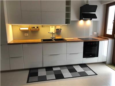 Apartament cu 4 camere confort lux in A. Muresanu