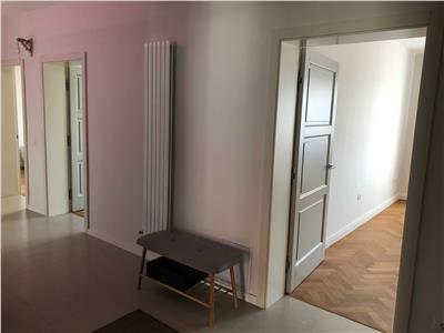 Apartament cu 4 camere confort lux in A. Muresanu