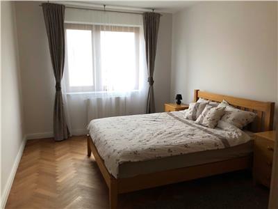 Apartament cu 4 camere confort lux in A. Muresanu