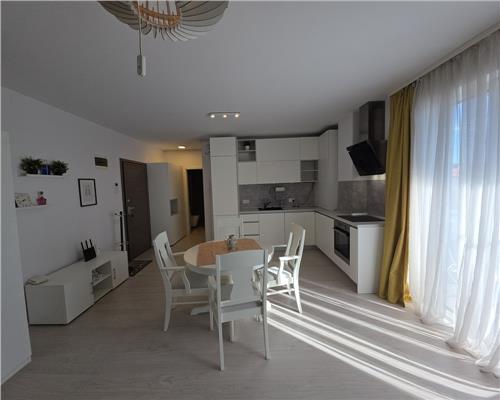 Apartament 2 camere cu parcare, bloc nou, Central