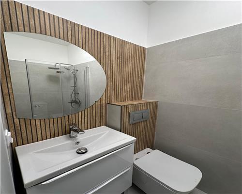 Apartament 2 camere, 65 mp, Central, Camera de Comert