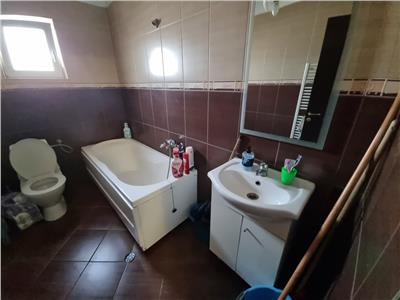 Apartament cu 3 camere si parcare in Floresti, Eroilor, Lidl