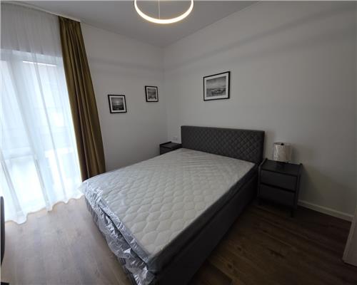 Apartament cu 3 camere lux zona La Terenuri