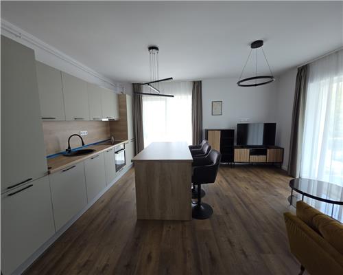 Apartament cu 3 camere lux zona La Terenuri