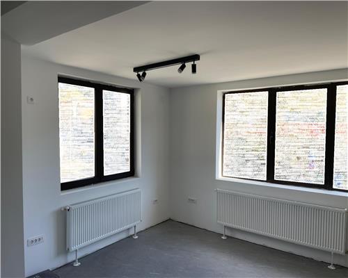Spatiu comercial in Hasdeu, zona str Piezisa