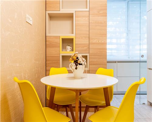Apartament 4 camere de inchiriat zona Platinia