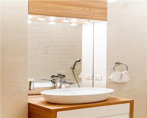 Apartament 4 camere de inchiriat zona Platinia