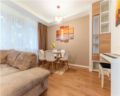 Apartament 4 camere de inchiriat zona Platinia